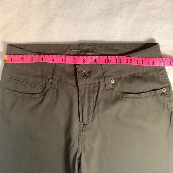 LADY HATHAWAY WOMENS BOOTCUT OLIVE GREEN JEANS/ Size 6 - Picture 8 of 10